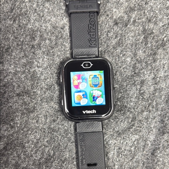 Vtech Black Smartwatch with Textured Band and Digital Display - Picture 6 of 12
